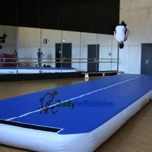 gymnastics tumbling mat